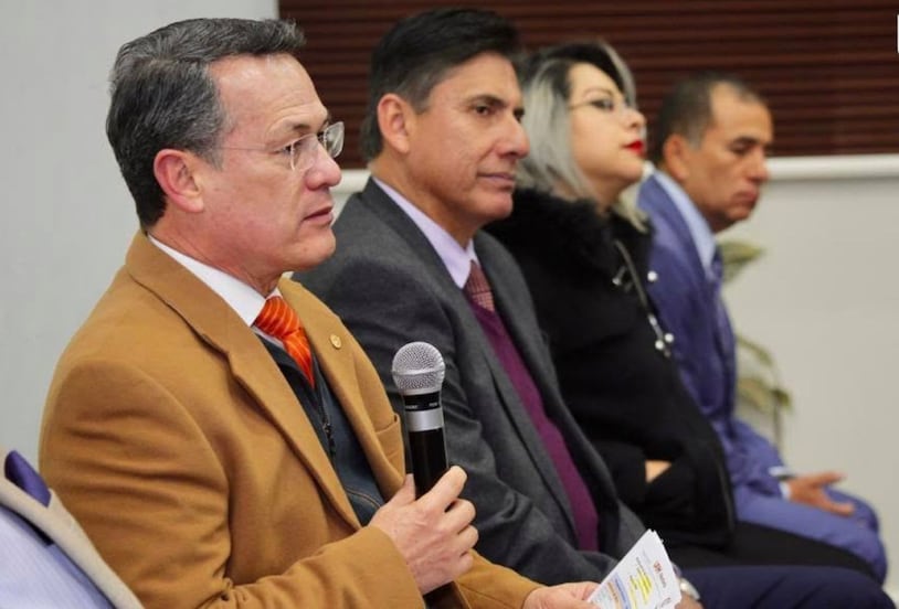 Juez absuelve a exrector de la UAEH por presunto peculado