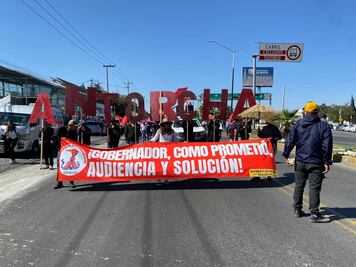 Bloqueo y marcha de Antorcha Campesina afectan vialidad en Pachuca