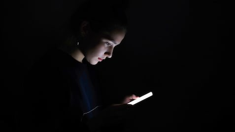 Likes, compras y videojuegos: el otro rostro de la adicción moderna para los mexicanos