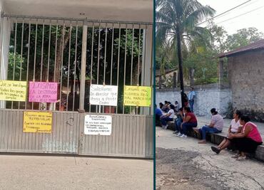 Cierran secundaria en Huejutla por presuntos malos manejos