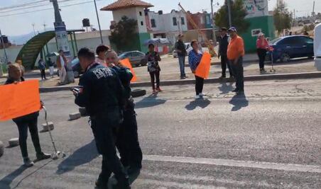 Tras bloqueos, autorizan comprar bomba de agua para fraccionamiento Xochihuacán