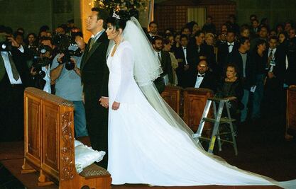 Aseguran que Victoria Ruffo y Omar Fayad se están divorciando