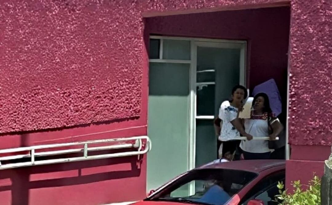 La profesora Georgina Caballero Villegas laboraba en la Telesecundaria 609 de la colonia Chacatitla, en el municipio de Huejutla | Foto: especial
