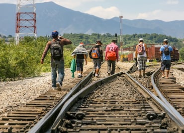 Migrantes indocumentados los vulnerables a retornos ante políticas de Trump