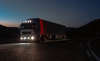 Empresas de autotransporte destinan 14% de sus ingresos a seguridad por robos en carreteras