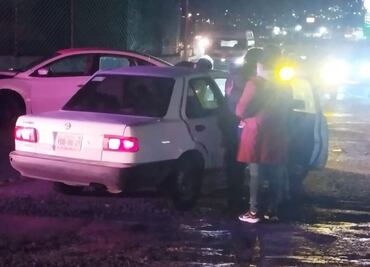 Impactan autos en avenida de Pachuca