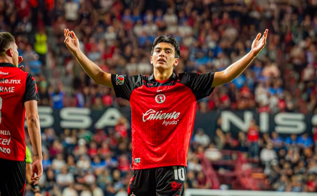 Gilberto Mora vuelve a ser protagonista y esta vez también hubo polémica en Pachuca | Facebook: Gilberto Mora.
