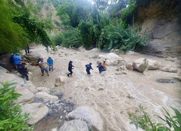 Hallan sin vida a dos turistas desaparecidos en poza de La Gloria, en Cardonal