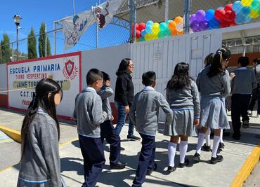 Este lunes se estima que regresaron a las aulas 750 mil escolares