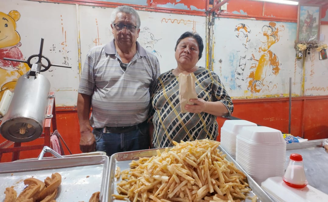 Con más de 30 años, la Churrería del Centro en Mixquiahuala es uno de los negocios con más tradición de la región Foto: Gerardo Campa