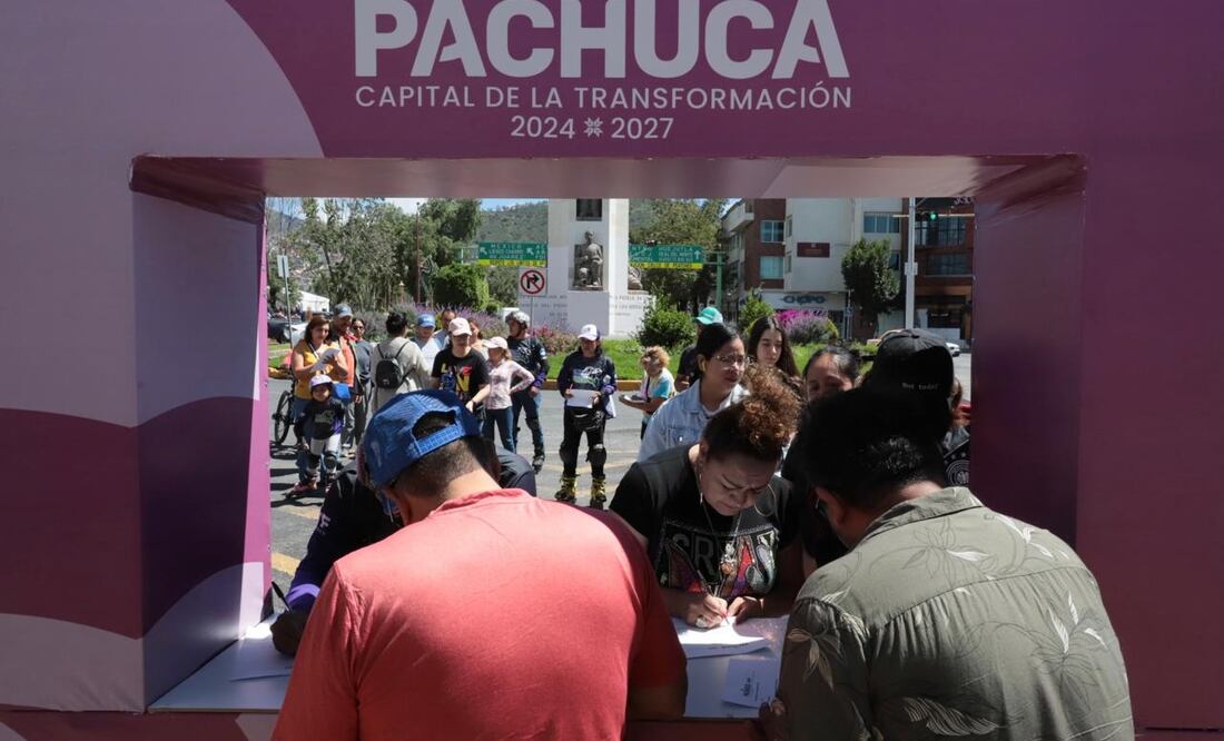 Durante cuatro domingos aplicarán encuestas a los ciudadanos para conocer su opinión sobre el cierre de la avenida Revolución | Foto: Luis Soriano