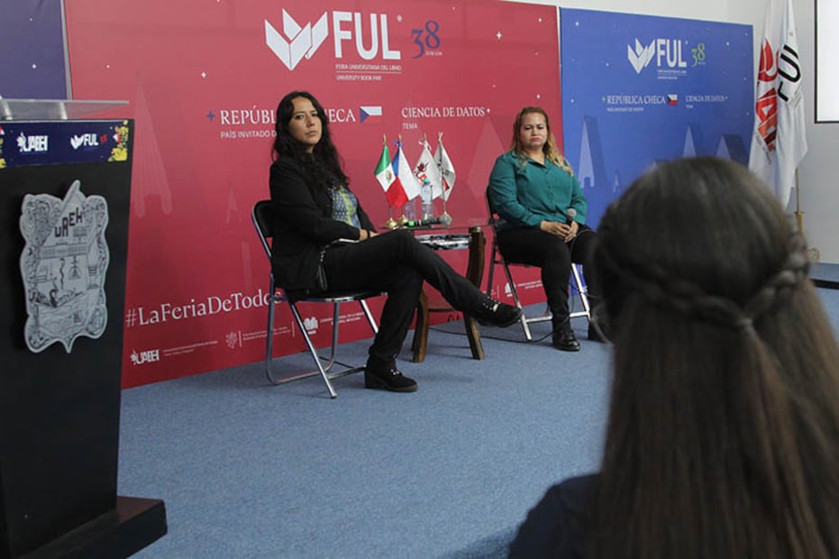 Presentan en la FUL 2025 el testimonio de Ceci Patricia Flores, madre buscadora de Sonora | Foto: UAEH
