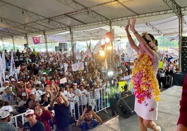 Claudia Sheimbaum se compromete a echar atrás la ley de pensiones del 1997