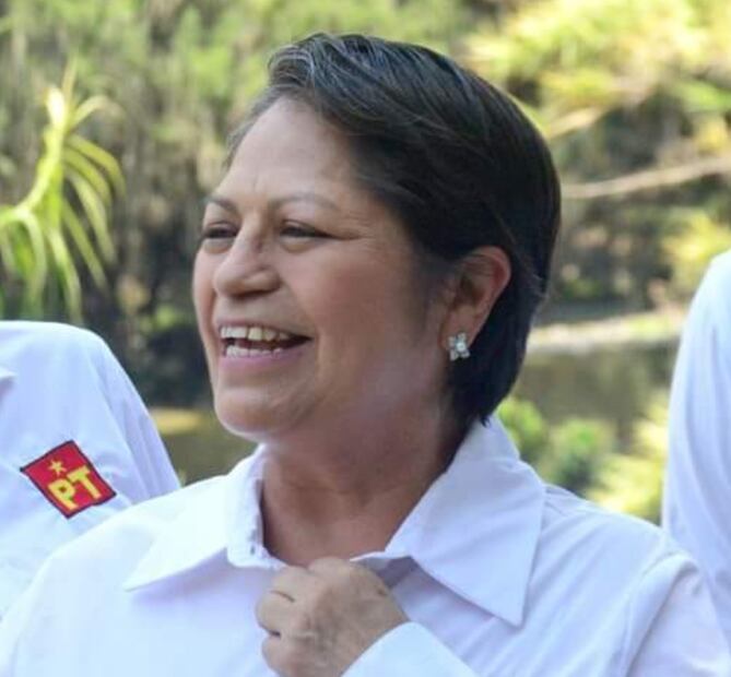 Lorena Estrada Flores