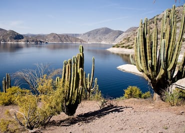 Conagua inicia desfogue controlado de la presa Zimapán ante niveles críticos