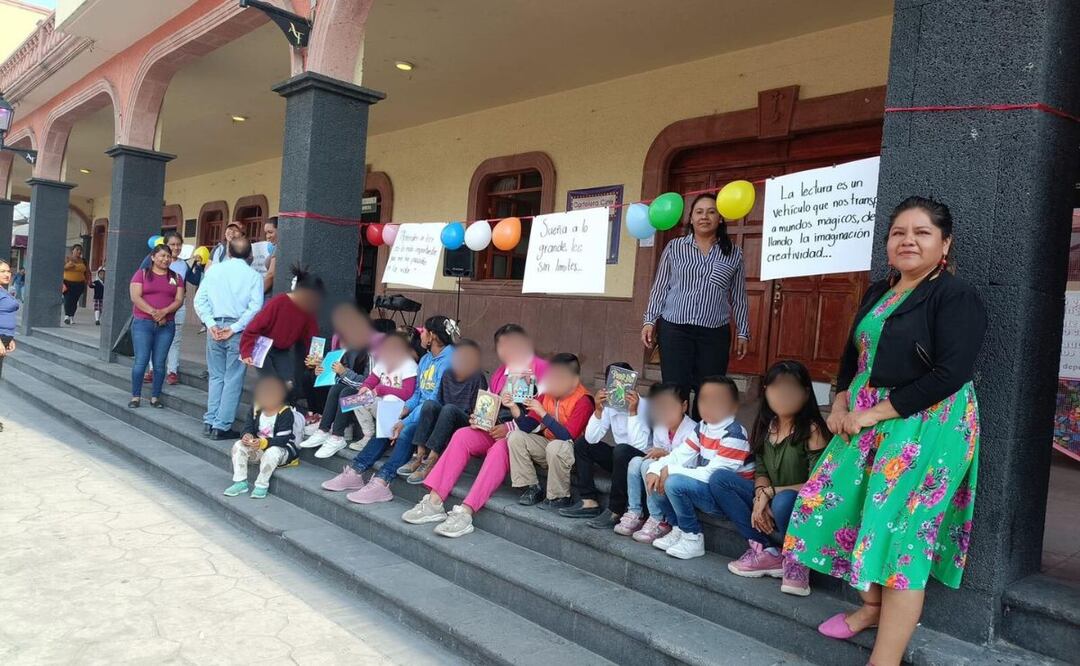 A nivel nacional, el 50.2 por ciento de los mexicanos dijo haber leído un libro durante 2015, mientras que en 2024, el porcentaje se redujo al 41.8 por ciento.