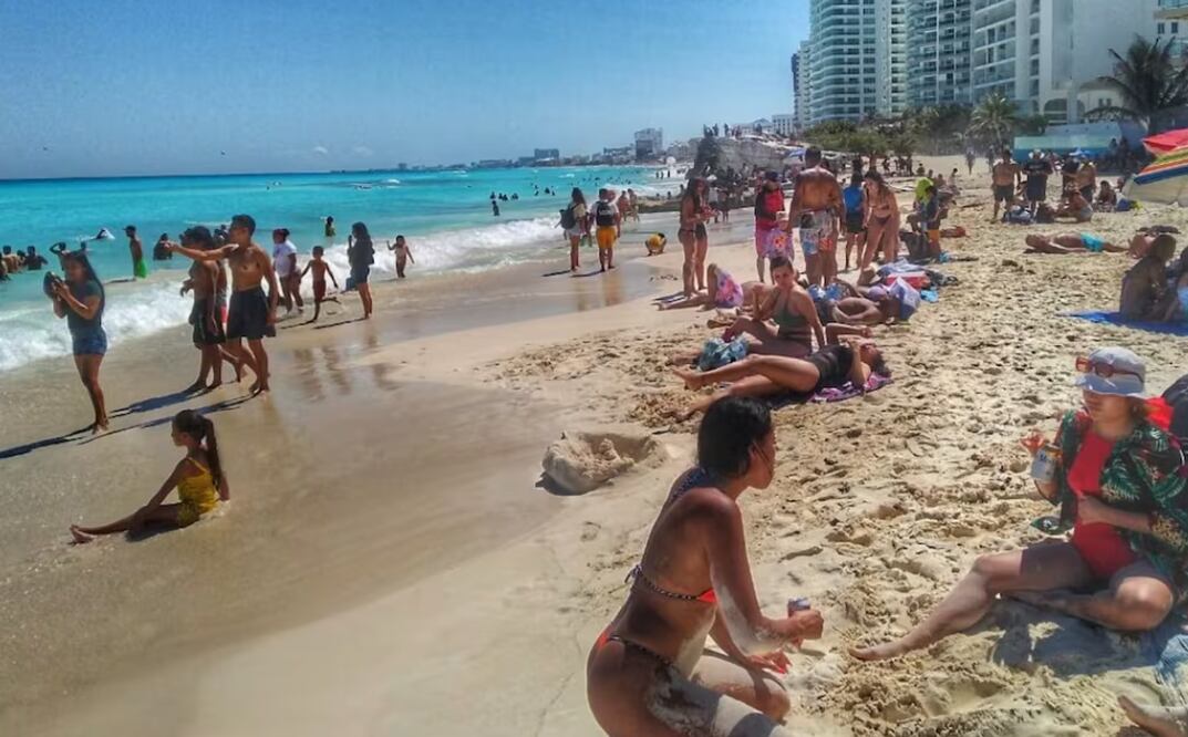 El edil justificó el cobro de este nuevo impuesto argumentando que con las mejoras a la infraestructura de la ciudad con el dinero que se recaude, Puerto Vallarta seguirá siendo un destino turístico atractivo y competitivo. Foto: Archivo/El Universal