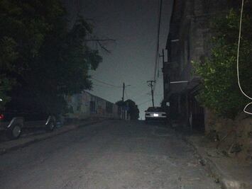 Apagón masivo en Huejutla: incendio de transformador causa corte de energía