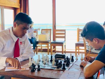 ¡Triunfo en el tablero! Estudiantes hidalguenses logran segundo lugar en Torneo Nacional de Ajedrez