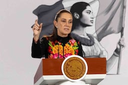 Sheinbaum ajustará estímulo fiscal a transportistas con ingresos mayores a 250 mdp