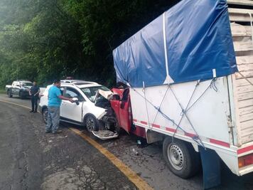 Choque deja un herido en la sierra huasteca
