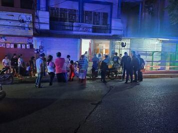 Asesinato a tiros en Huejutla; hombre pierde la vida en un local comercial