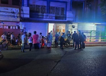 Asesinato a tiros en Huejutla; hombre pierde la vida en un local comercial