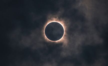 UAEH invita a presenciar el eclipse solar parcial