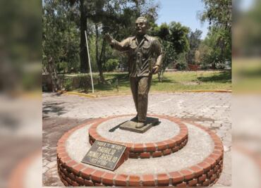 Reubican la estatua de Maurilio Muñoz Basilio en el parque Benito Juárez en Ixmiquilpan